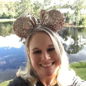 Meet your Posher, Lisa marie